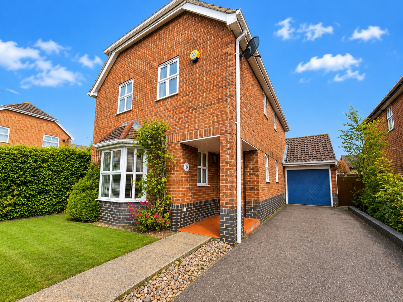 Broadacres, Luton