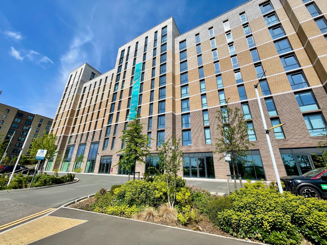 Calibra Court, Luton