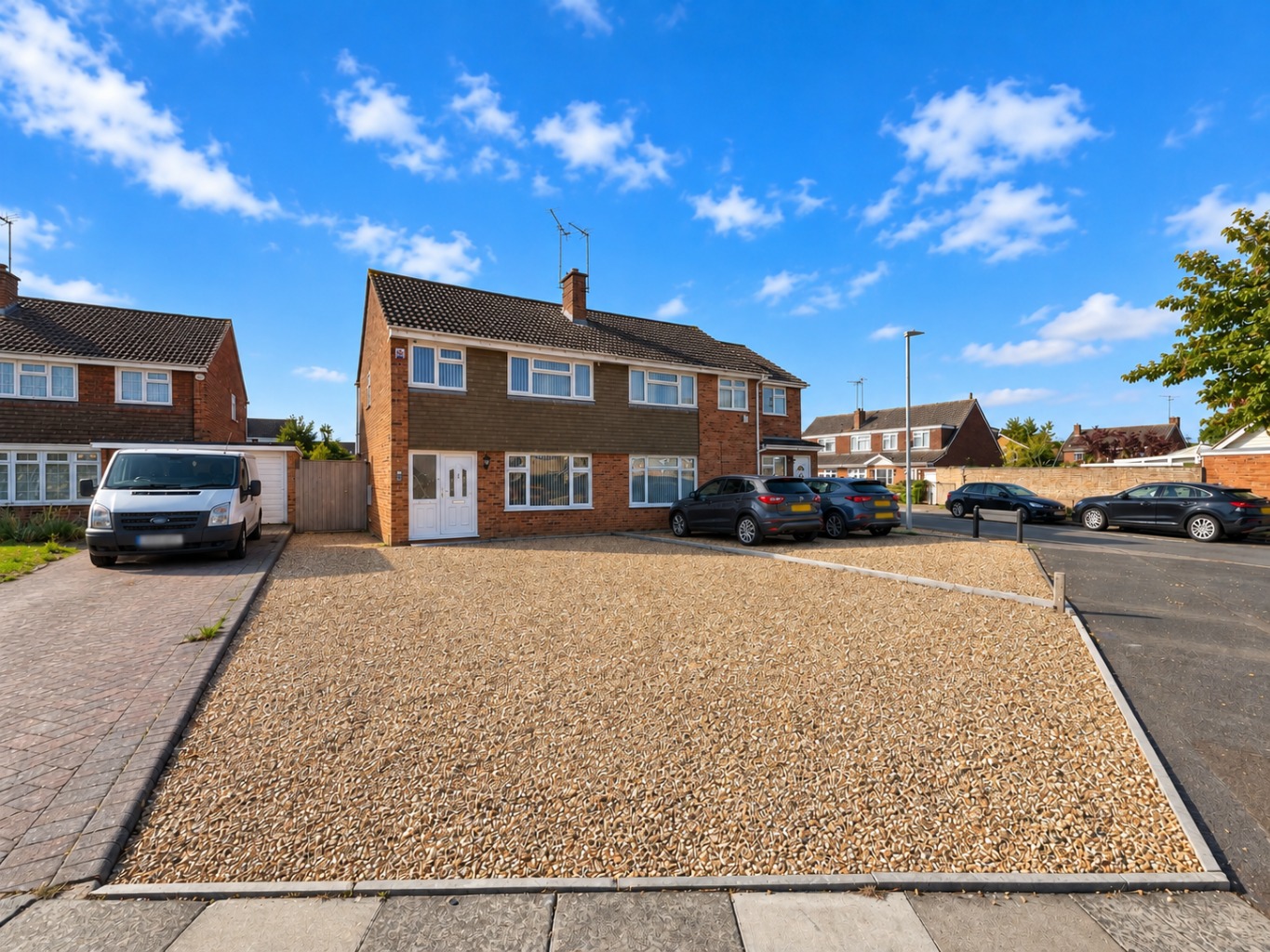 Turnpike Drive, Luton