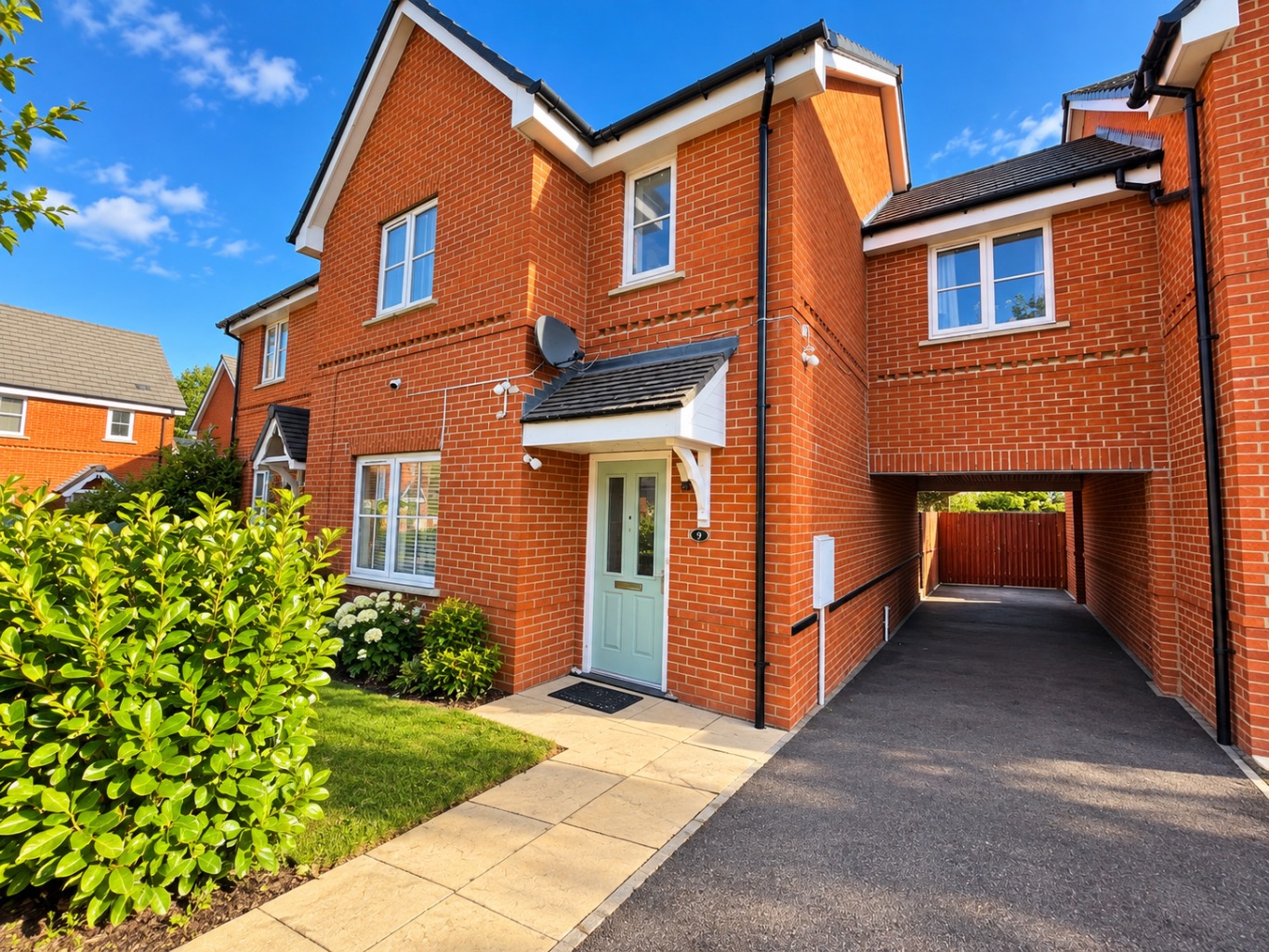 Laurel Close, Luton