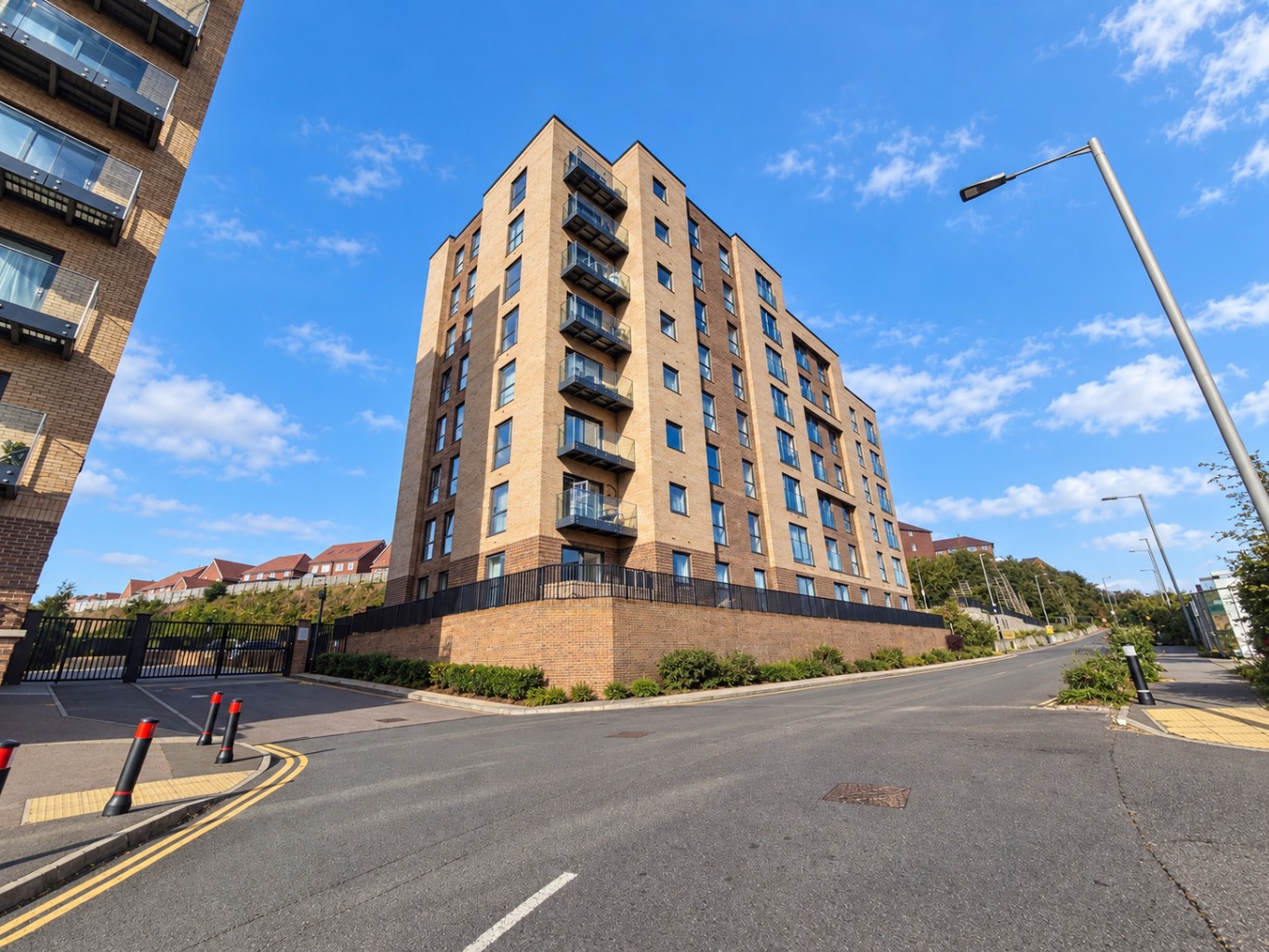 Brooklands Court, Stirling Drive, Luton