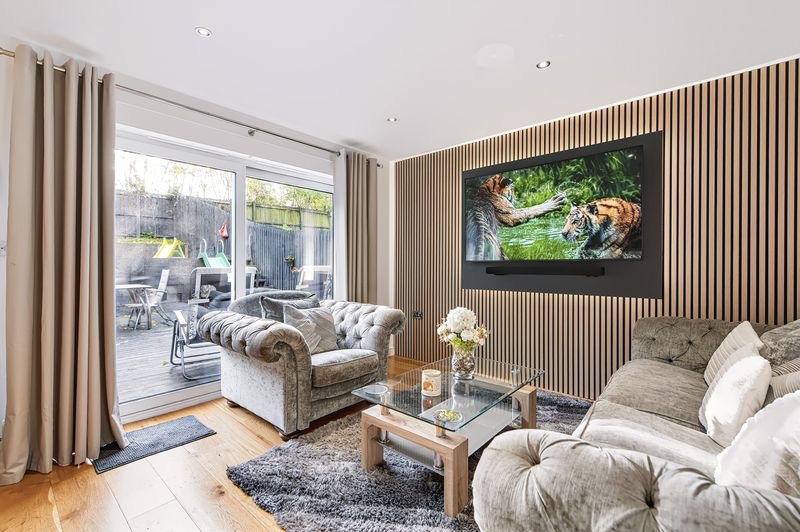 Rose Street, Tullibody, Clackmannanshire , FK10