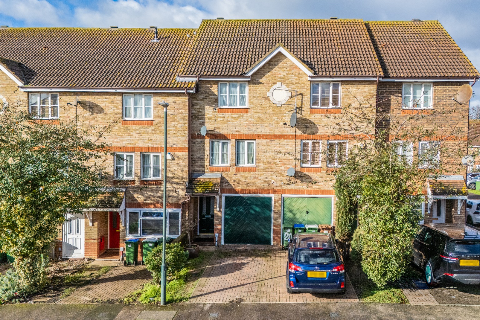 Spacious 3 Bed Terrace Townhouse Within Easy Access to Queen Elizabeth Line at Abbey Wood Station