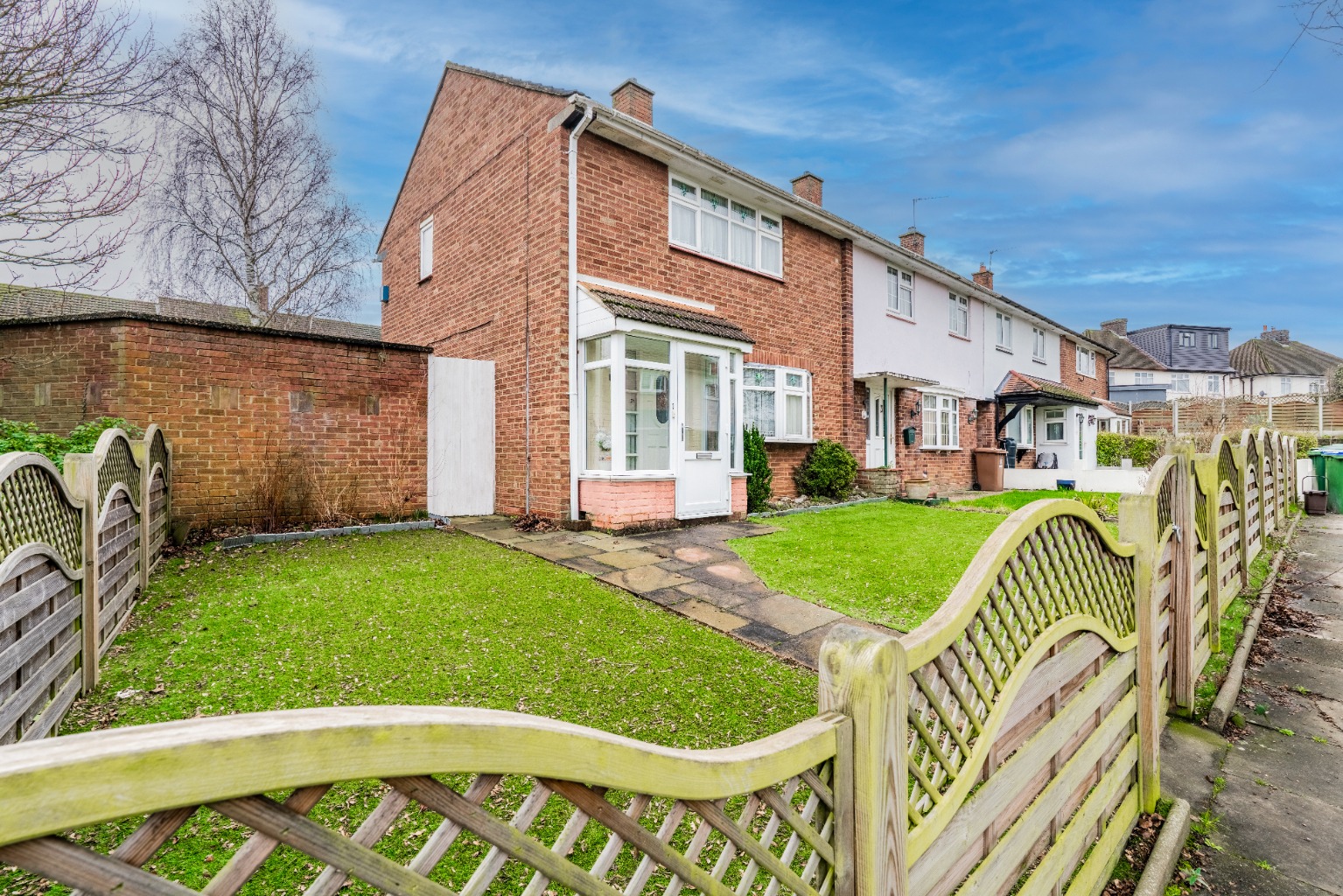 Chain Free, Two Bedroom, End of Terrace,  Garage & Parking