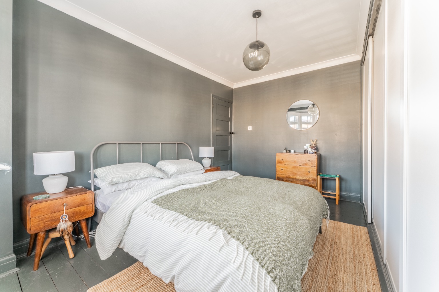 Seaton Road, West Dartford, Kent, DA1