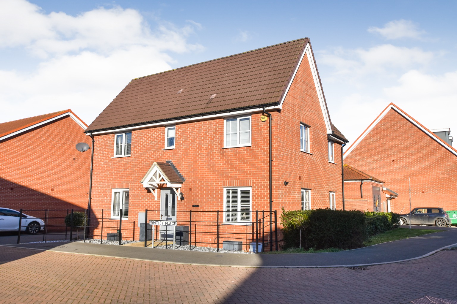 Modern Detached Home in Handley Gardens, Maldon: Three Bedrooms, Garden Room/Home Office.