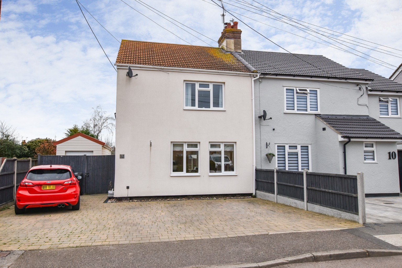 Extended 3-Bed Semi-Detached Home in Heybridge with Large Garden