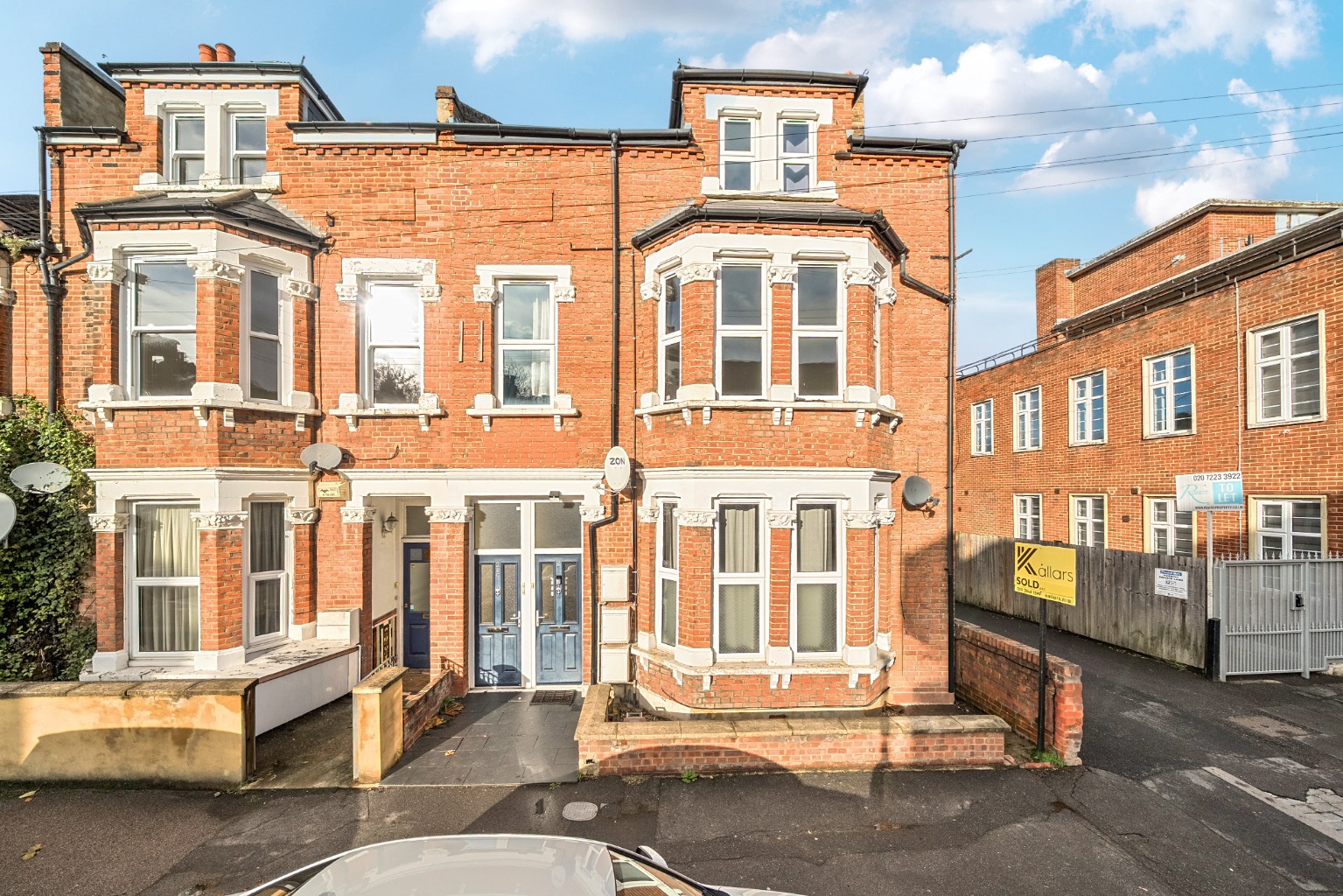 Charming Two-Bedroom First Floor Apartment in a Period Building, Chain Free