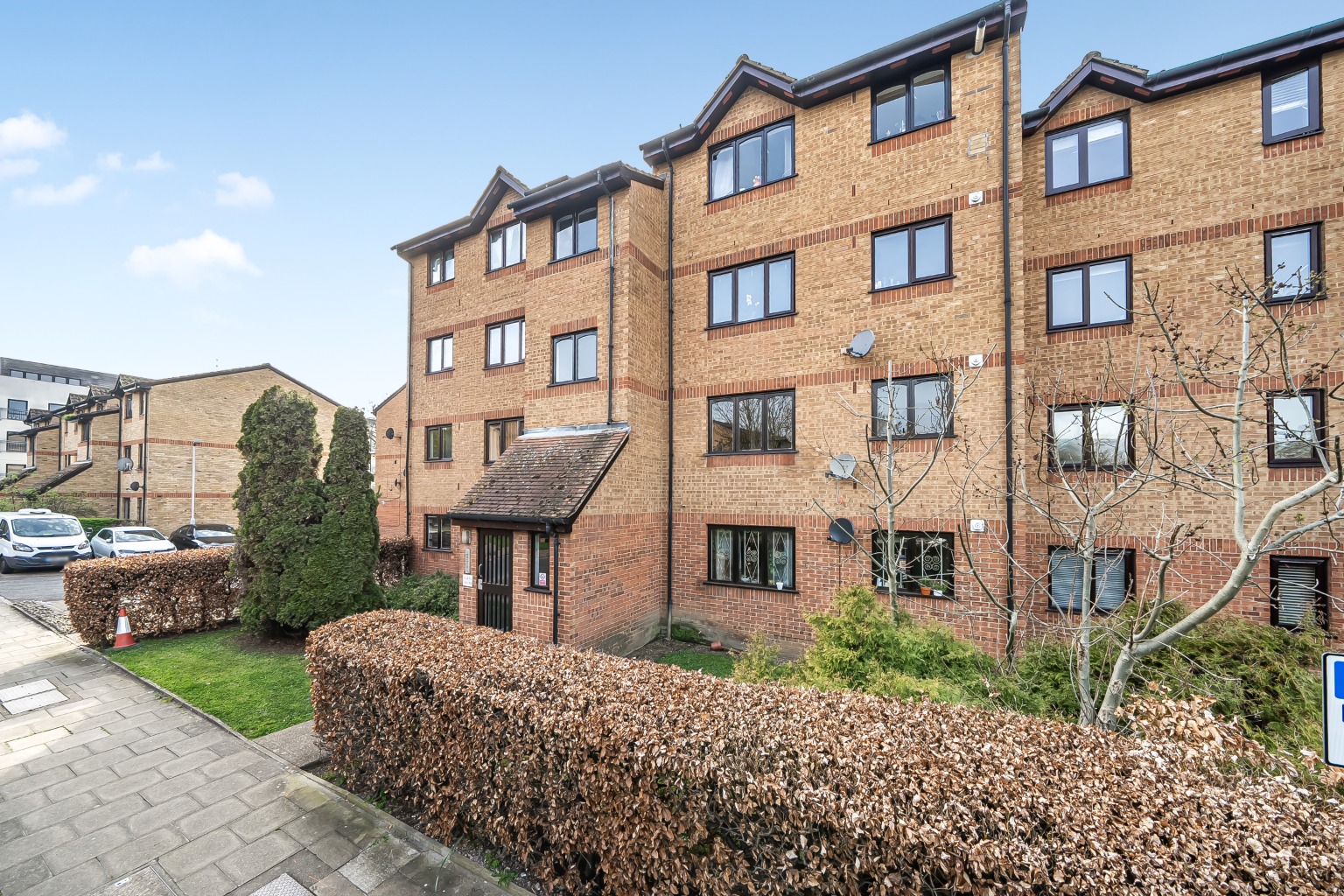 Charming Super Studio Apartment in Purpose-Built Deptford Development