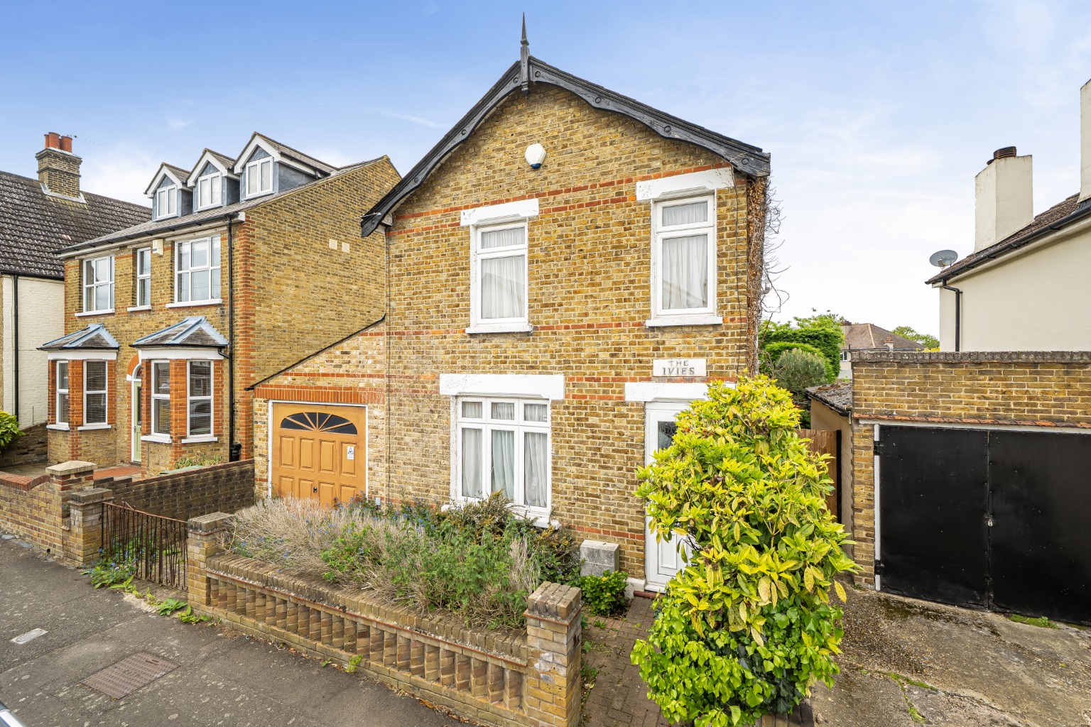 Victorian Detached House in Derry Downs, Orpington