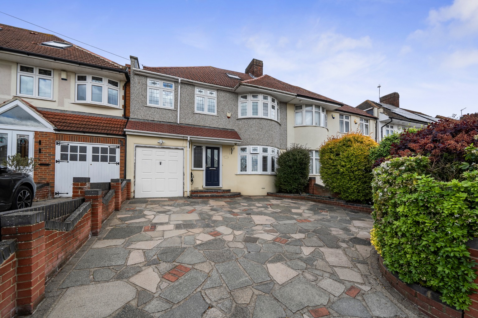 Extended 4-Bedroom Semi-Detached Home in Sought-After Bexleyheath