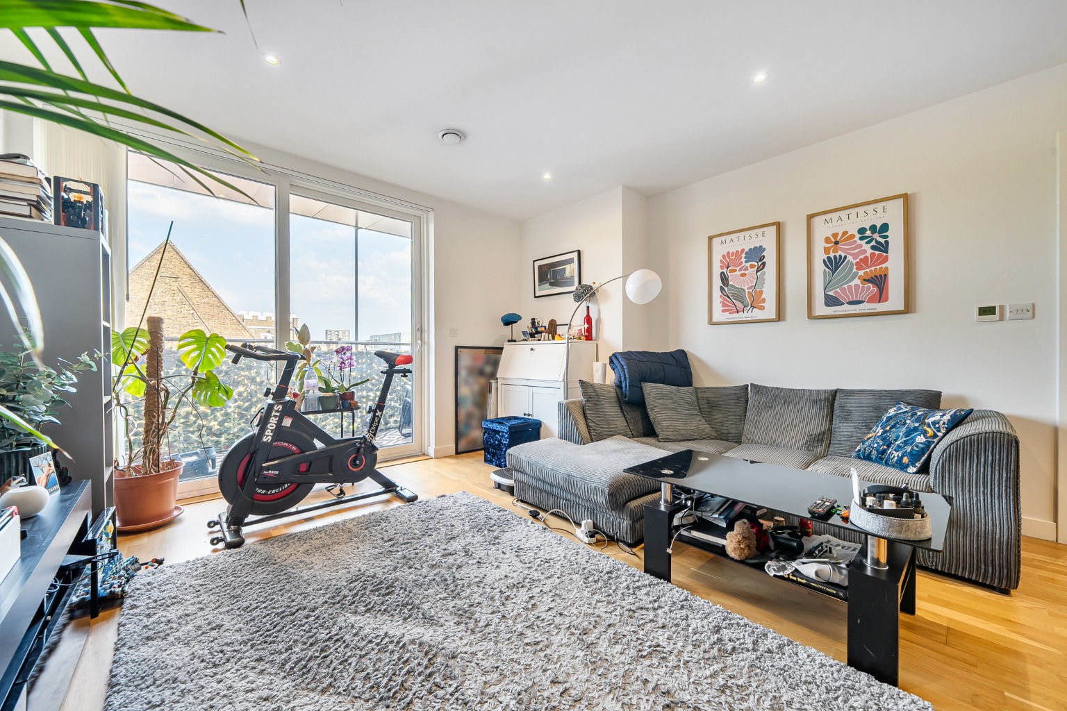 Stylish One-Bedroom Apartment with Private Balcony in Tinderbox House