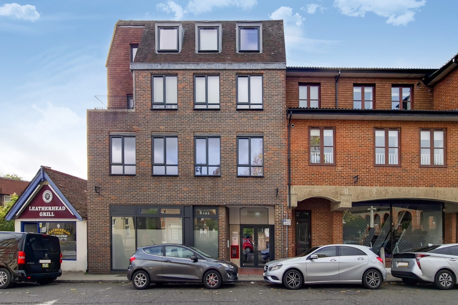 Investment Opportunity: 1-Bed Apartment, Leatherhead - 6.6% Yield