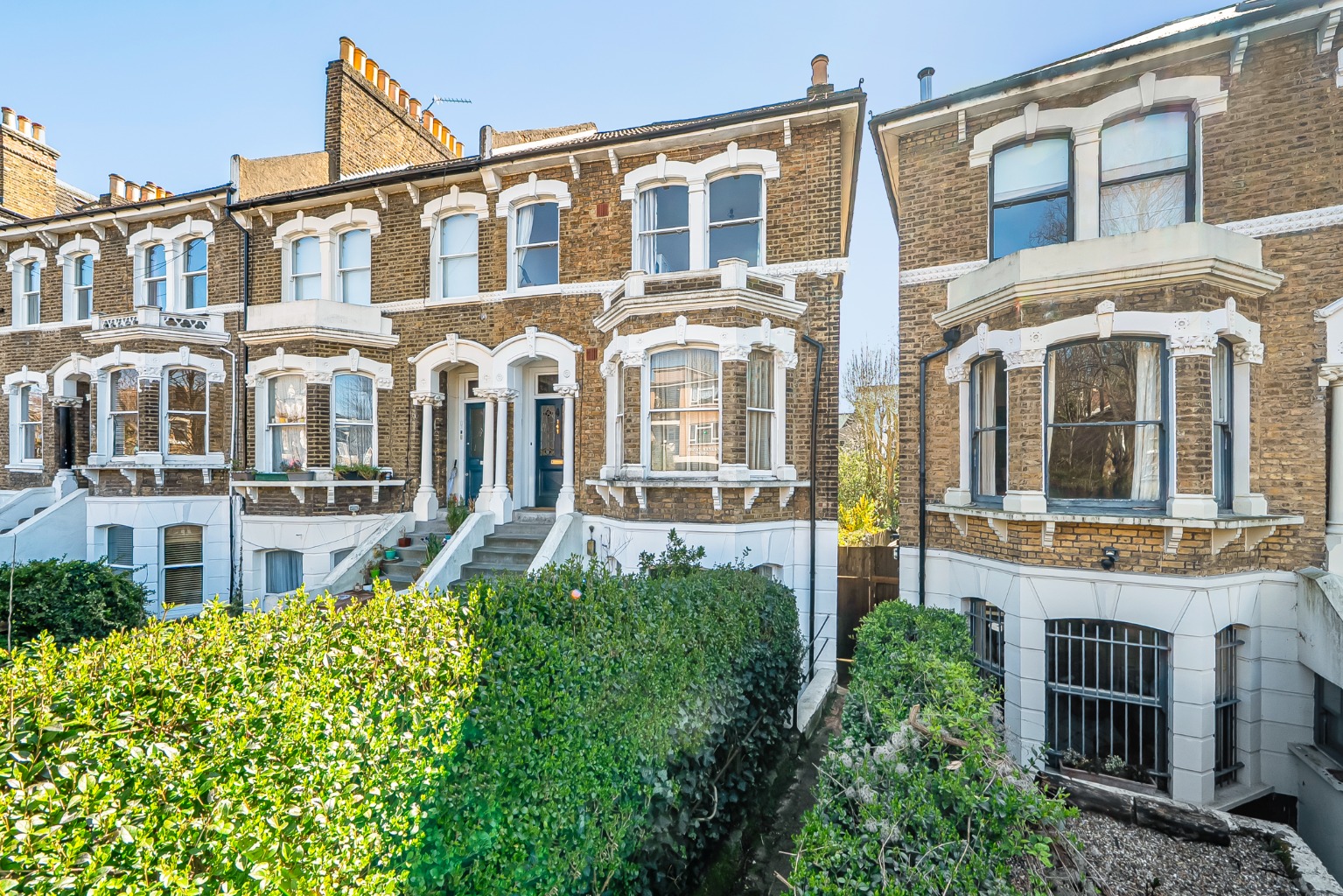 Charming Brockley Top Floor Period Conversion with Private Section Of A South-Facing Garden