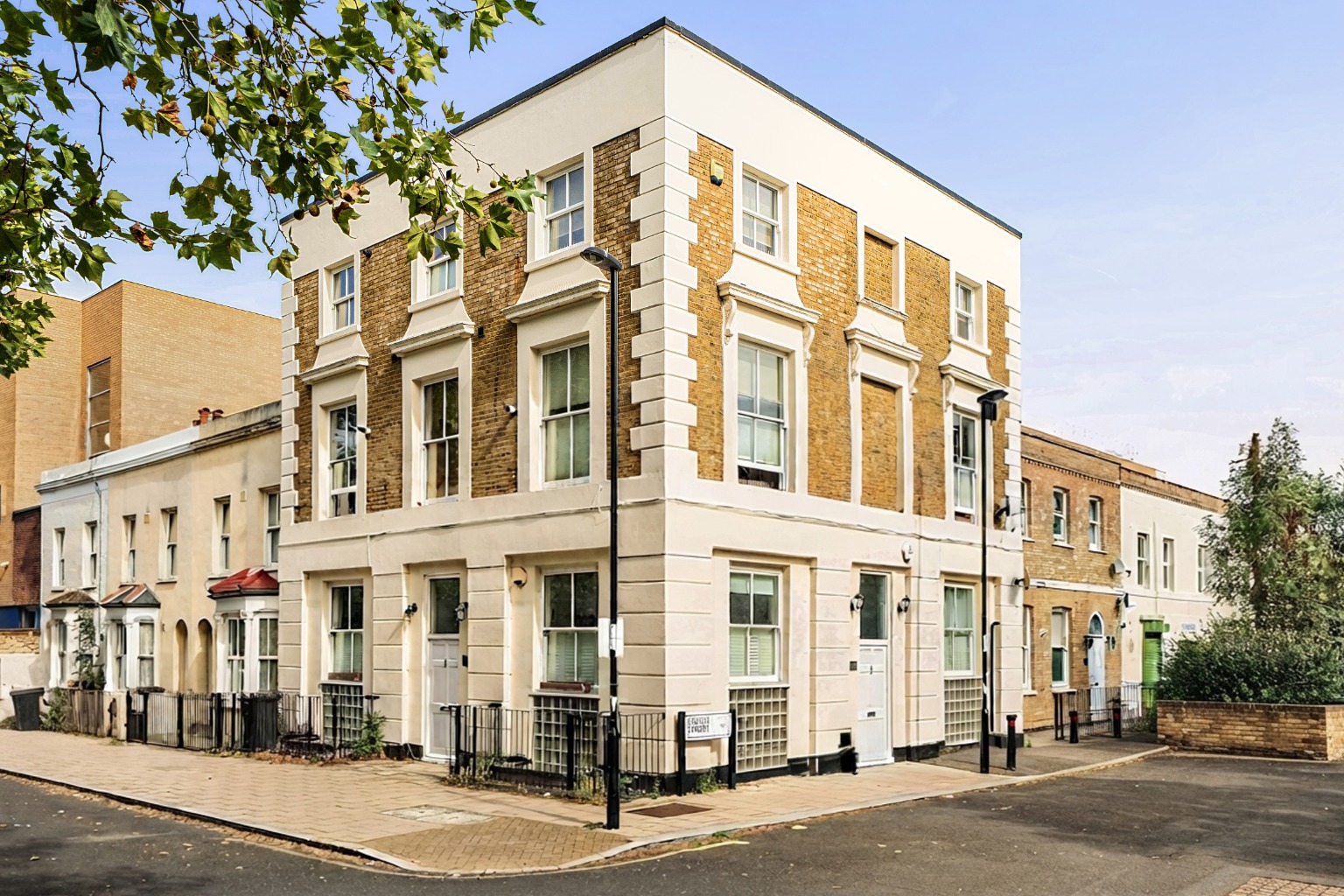 Charming Two-Bedroom Period Conversion with Private Entrance