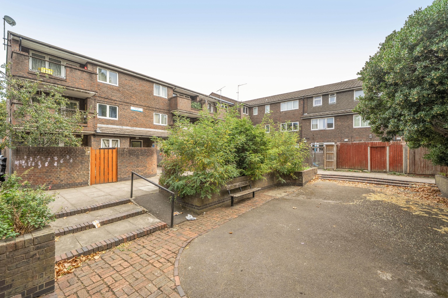 Two-Bedroom First Floor Apartment with Private Balcony Two-Bedroom First Floor Apartment with Private Balcony