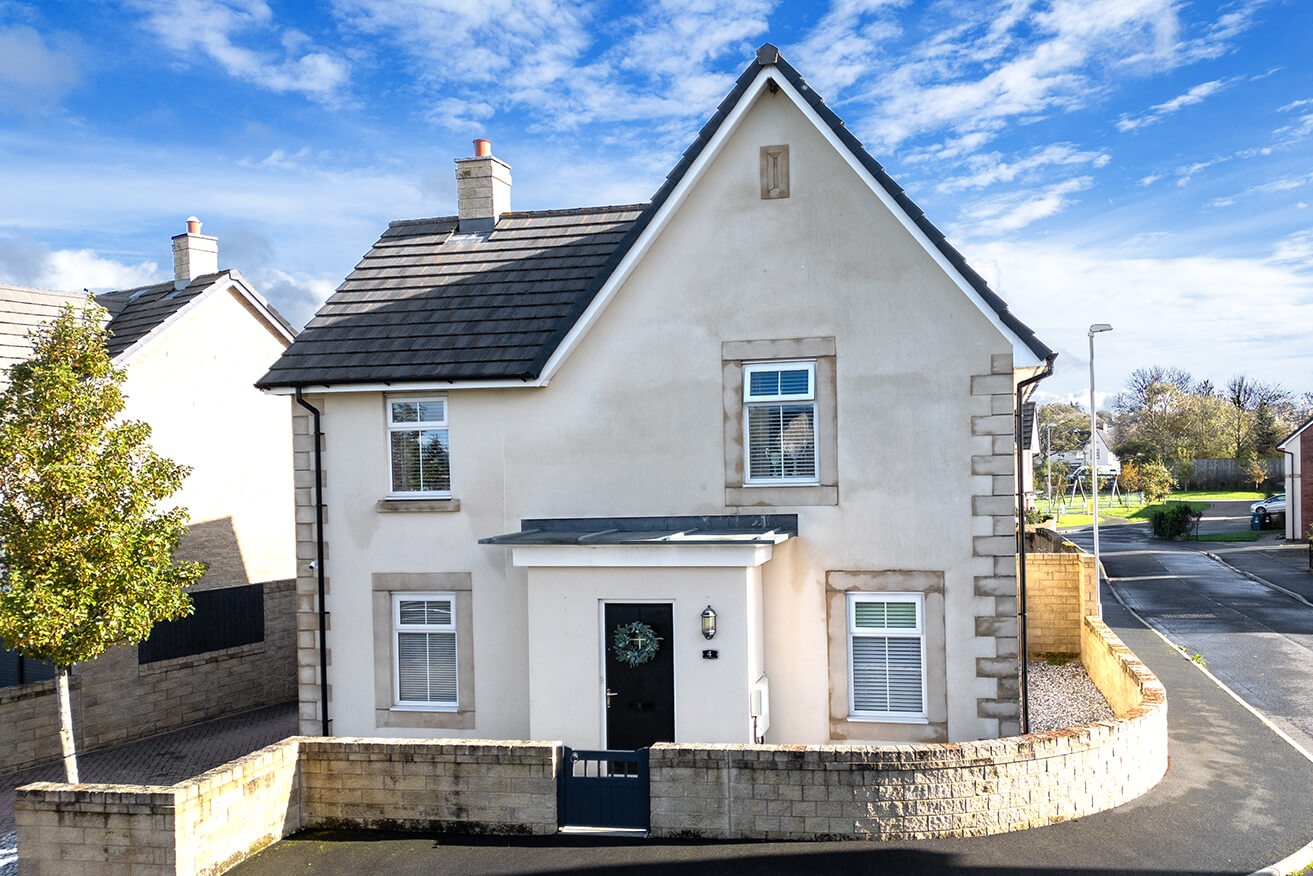 Stunning Four-Bedroom Detached Home on a Sought-After Longridge Development