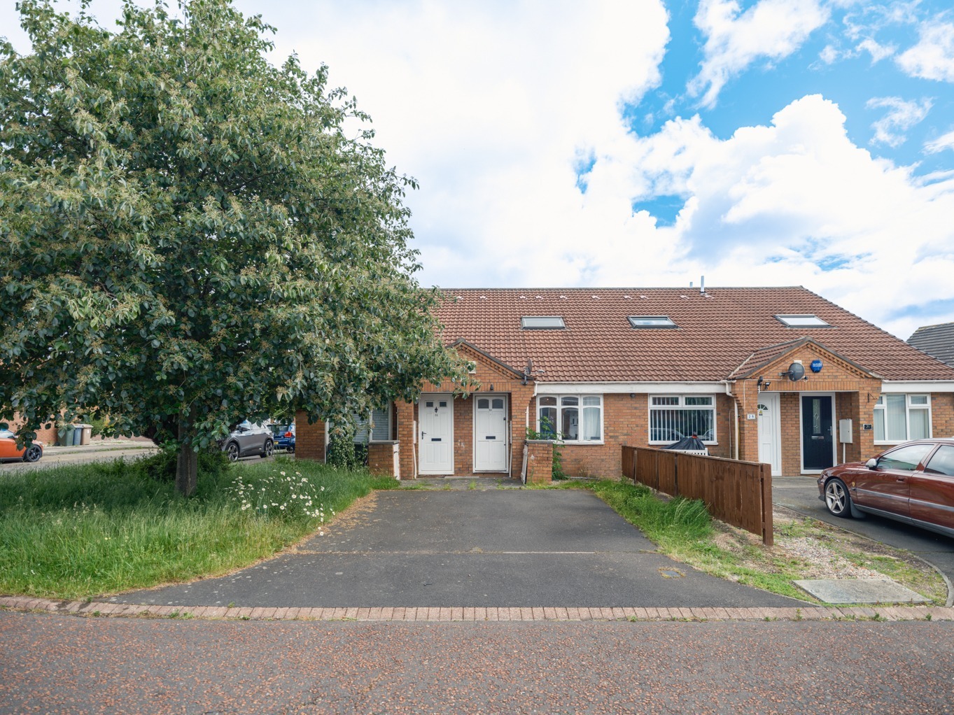 Charming One Bedroom Gemini Bungalow in Quiet Residential Location