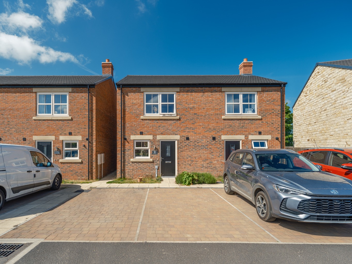 A modern two bedroom home, positioned on the outskirts of Ponteland. For sale with no onward chain!