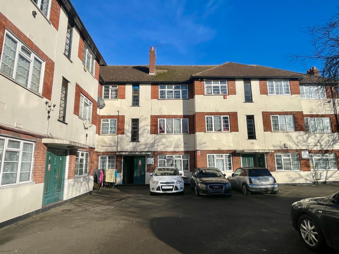 Ground Floor Two-Bedroom Flat with Long Lease