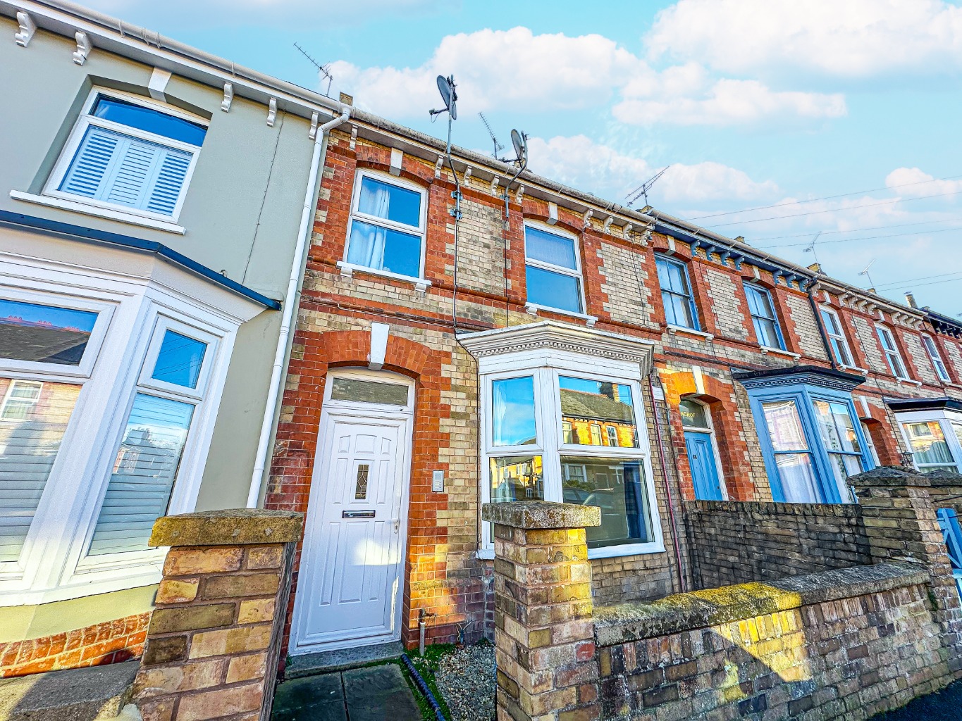 Greenway Avenue, Taunton, Somerset - NO CHAIN!