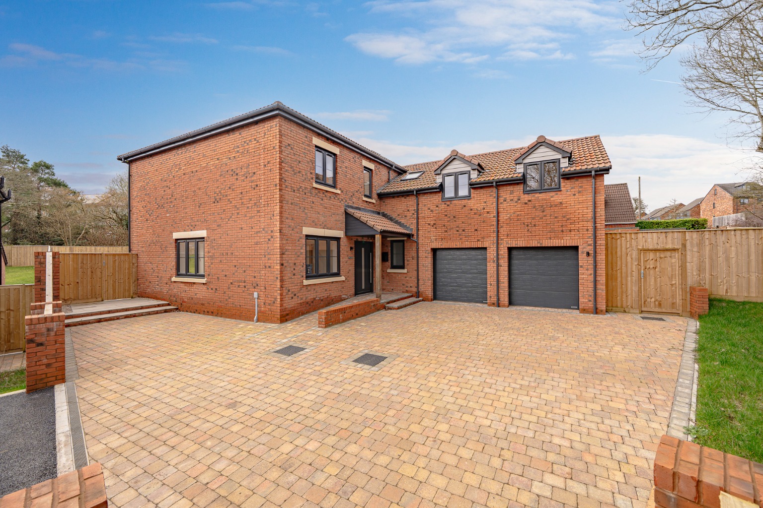 Wild Acre - Flagship 5 Bedroom Home in Private Development