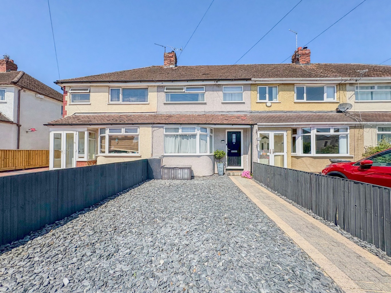 Beautifully Presented Three Bedroom Home with Garage, Driveway & Stunning Garden Entertaining Space