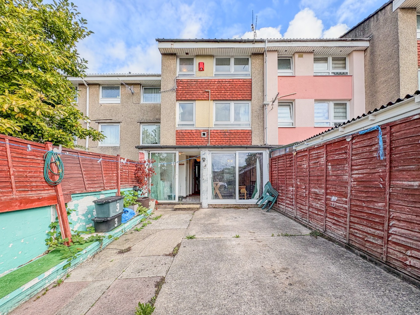 Versatile 3/4 Bed Town House in Bristol, Park Views, City Access