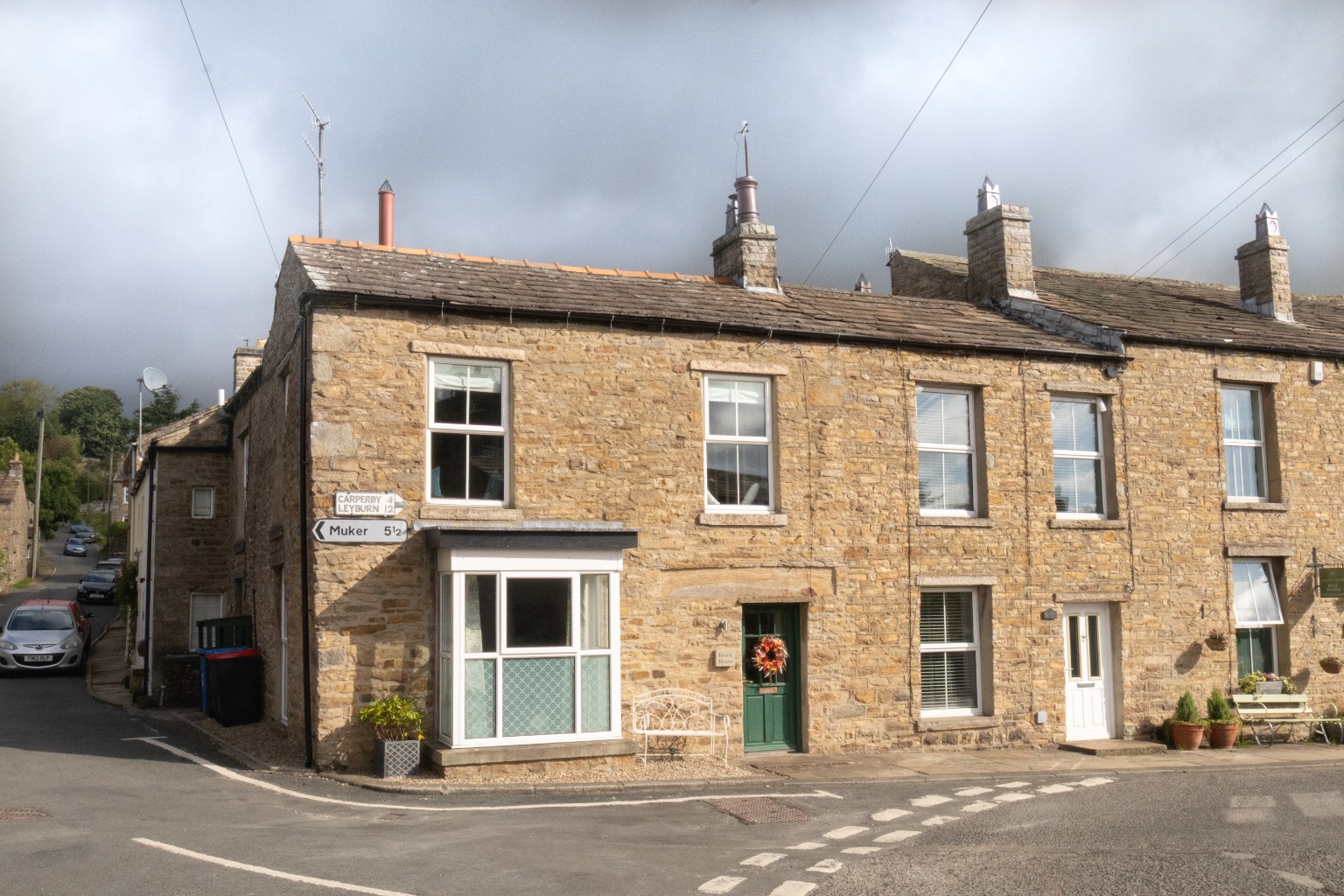 Beautiful Cottage In Immensely Popular Dales Village