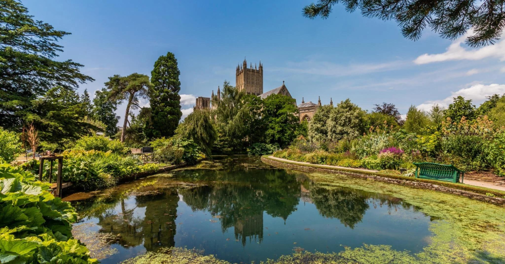 Why Summer is the Perfect Time to Let Your Property in Somerset.
