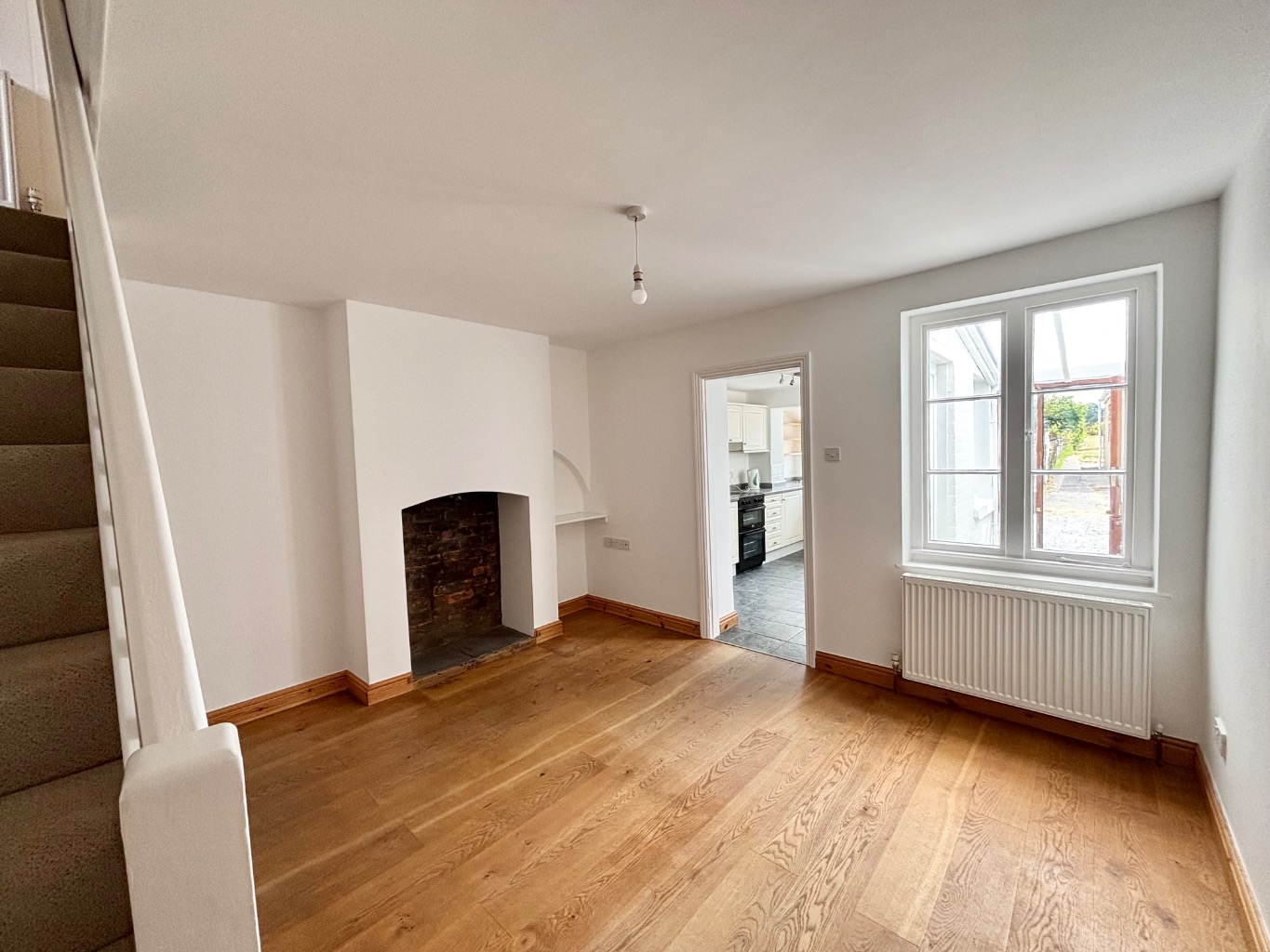 Maynard Terrace, Clutton