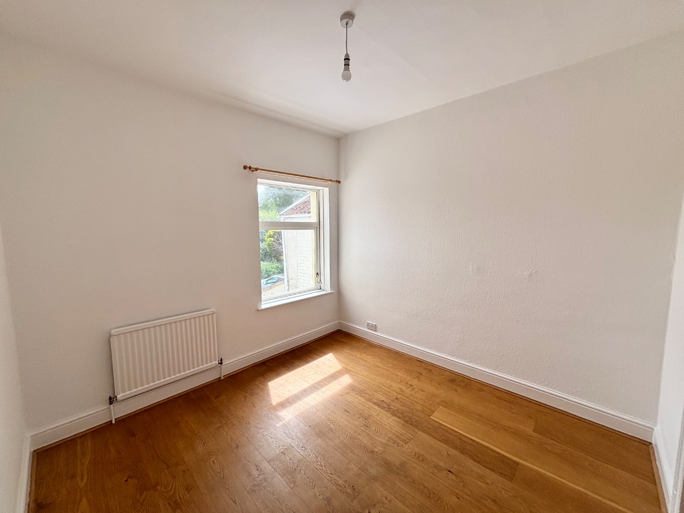 Maynard Terrace, Clutton