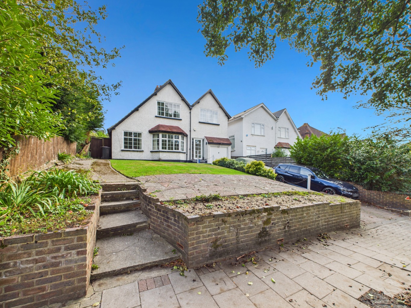 A Three bedroom detached property located between Shortlands & Beckenham