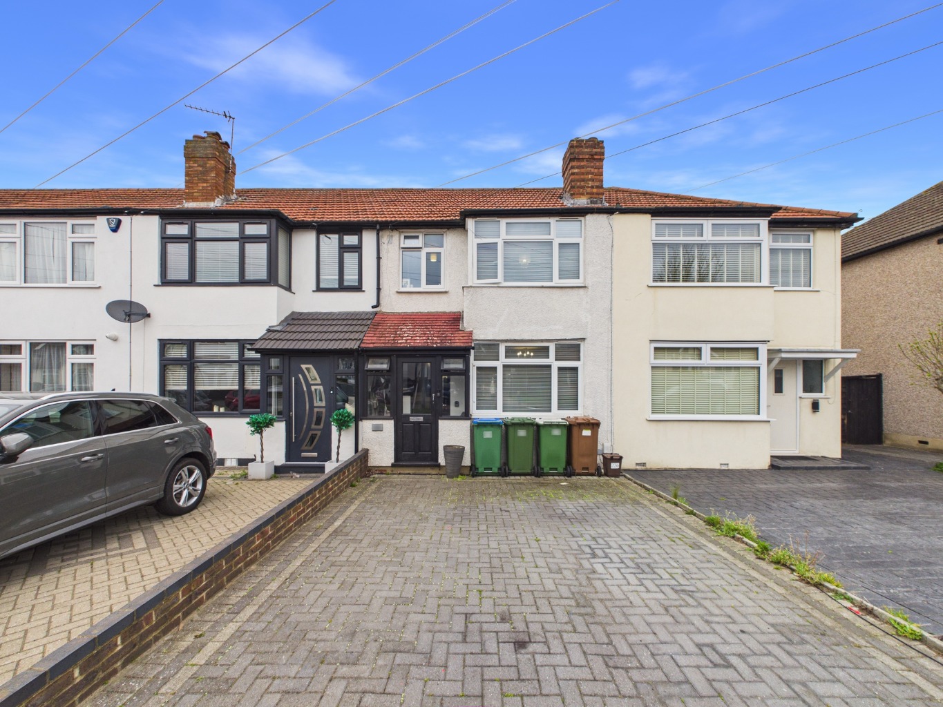 Charming 3-Bed Terraced Home in Sidcup with Driveway & Garden