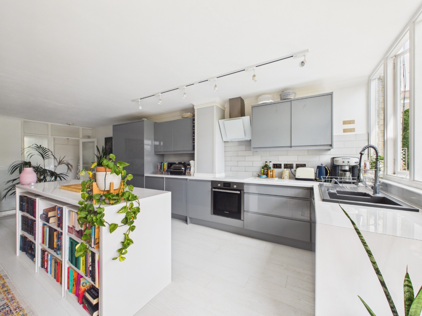 Beautifully presented three-bedroom split-level flat for sale in Bromley
