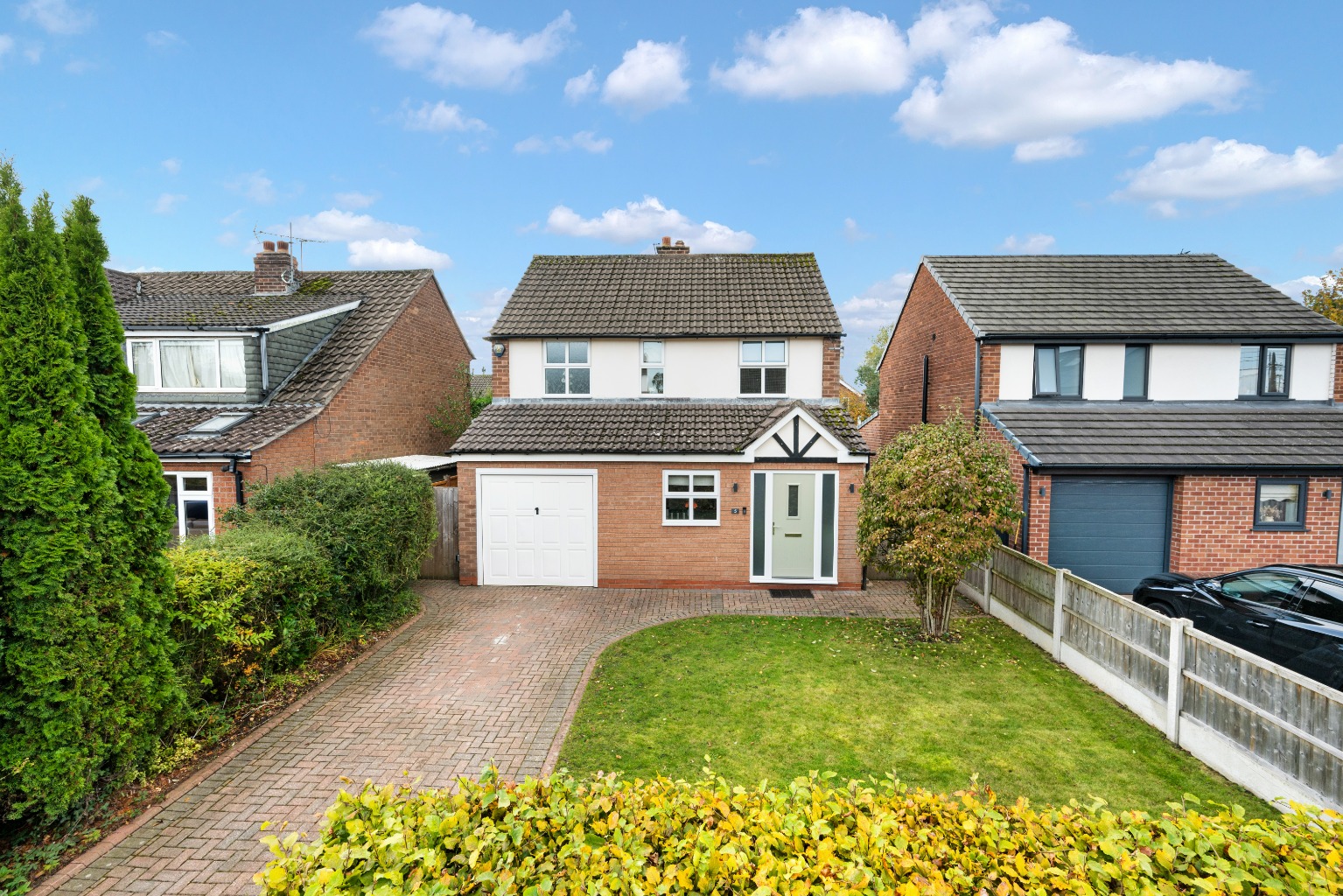 An extended three bedroom detached family Home in a sought after location in Culcheth Village