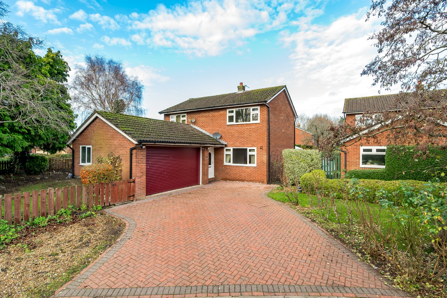 A spacious three-bedroom detached family home, sat on a great sized plot, with garage & driveway.