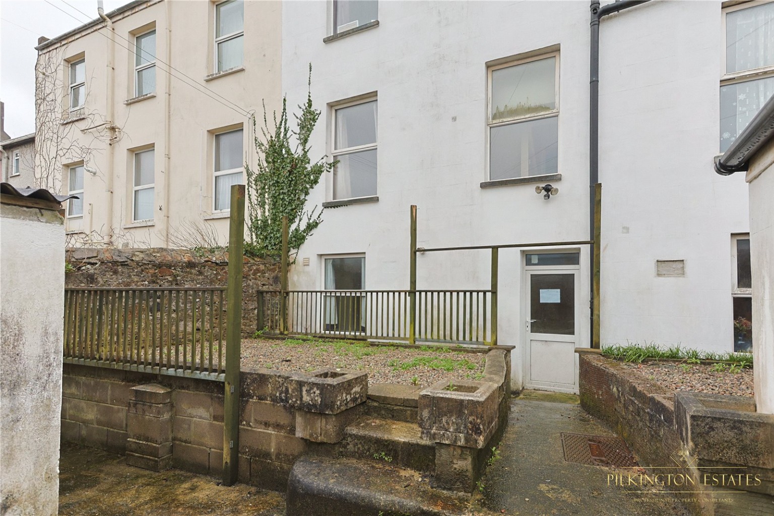 DUE TO THE INTEREST LEVELS ON THIS PROPERTY WE ARE SHOWING CASH BUYERS ONLY AS PER VENDORS REQUEST Property image 17