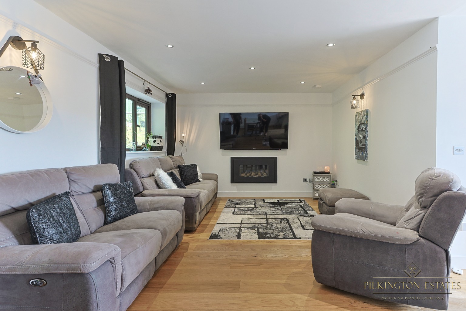 Spacious Family Home with Versatile Layout and High-Spec Finish in Prime Location Property image 4