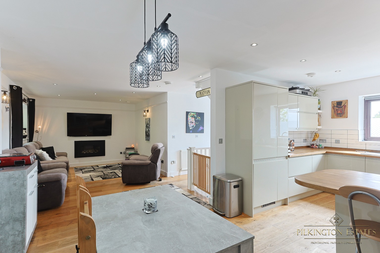 Spacious Family Home with Versatile Layout and High-Spec Finish in Prime Location Property image 3