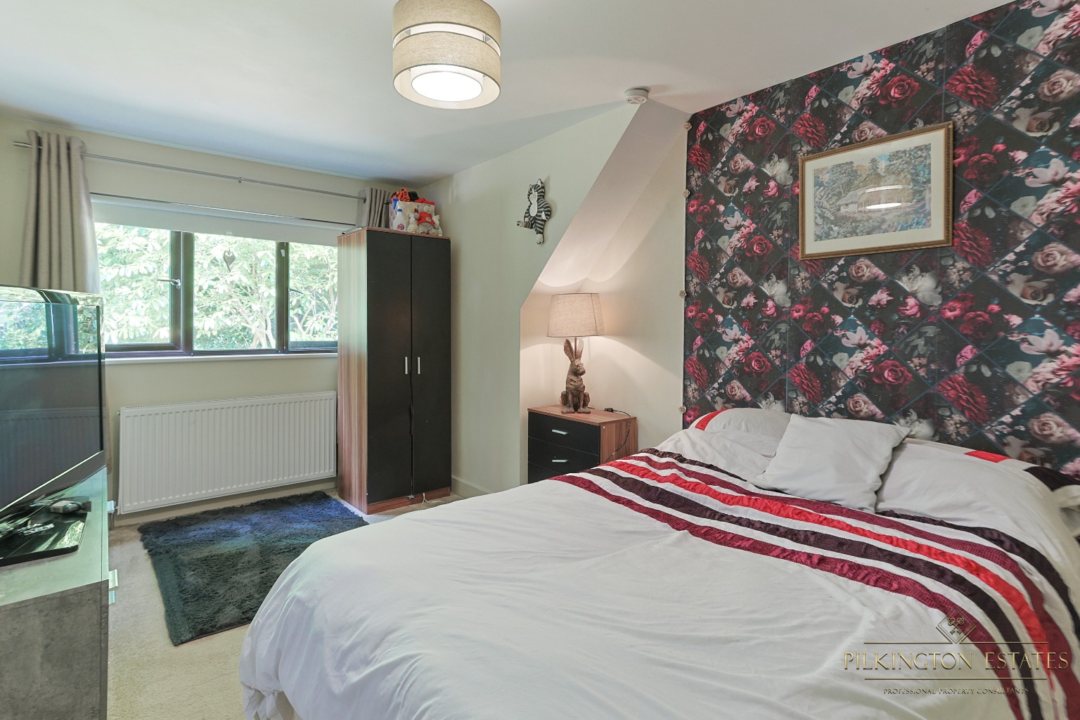 Spacious Family Home with Versatile Layout and High-Spec Finish in Prime Location Property image 11