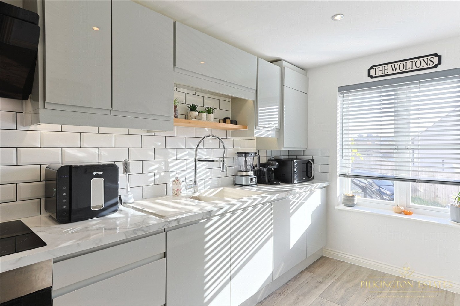 Honeysuckle Close, Pillmere, Saltash, Cornwall, PL12 Property image 5