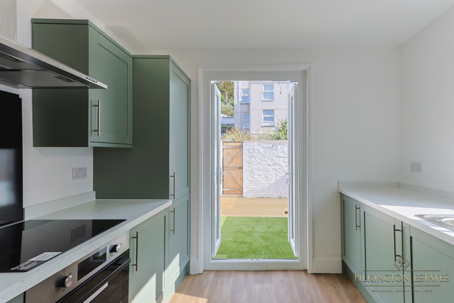 Beautifully Refurbished One-Bedroom First-Floor Flat Property image 4