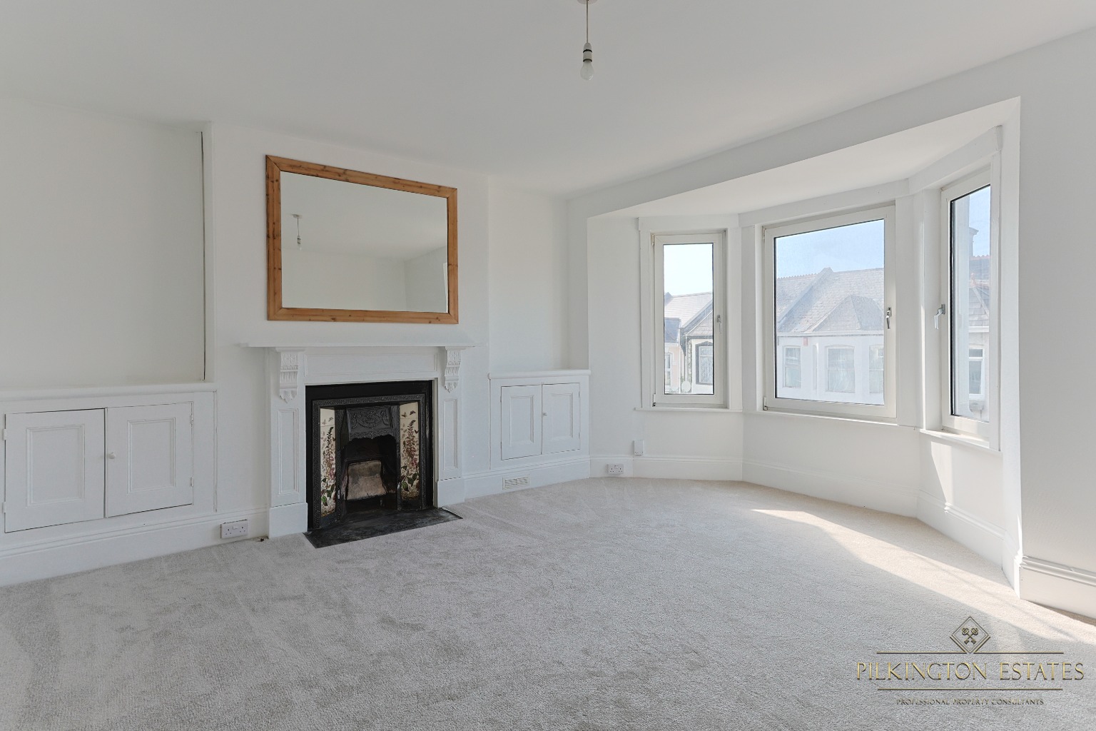 Beautifully Refurbished One-Bedroom First-Floor Flat Property image 9