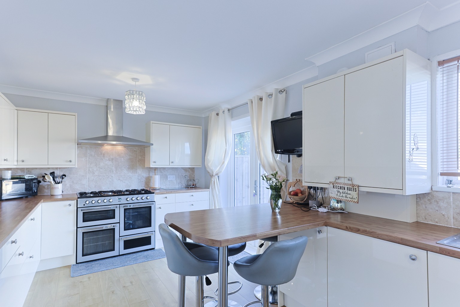 Efford Road Property image 3
