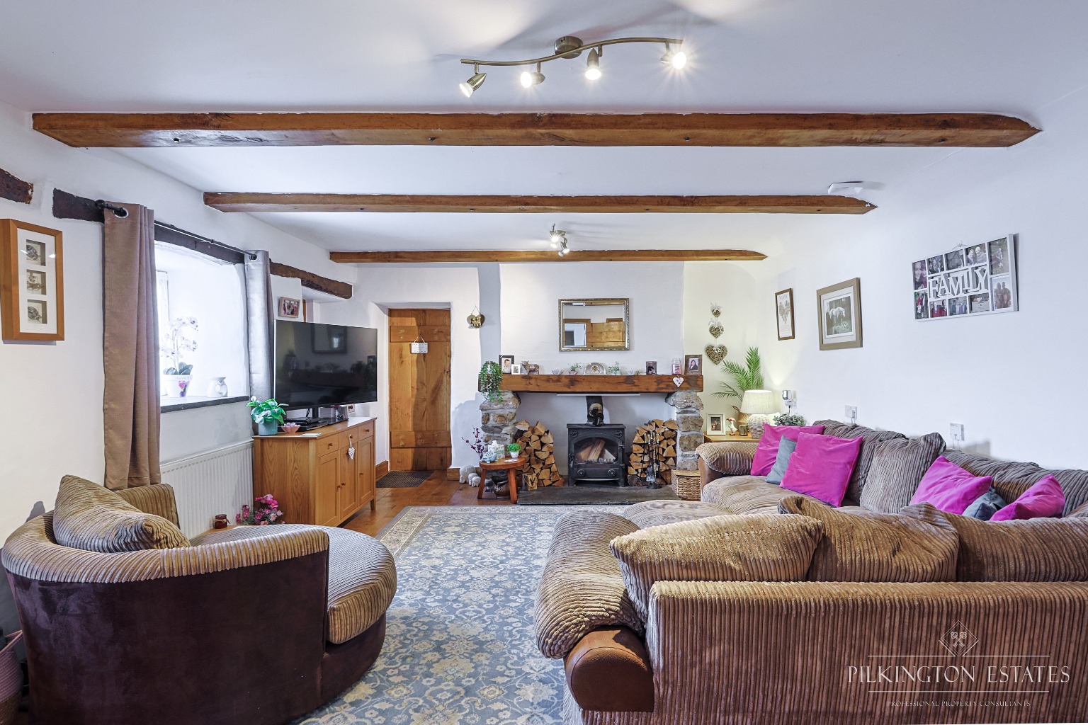A Characterful Grade II Listed Barn Conversion Property image 2