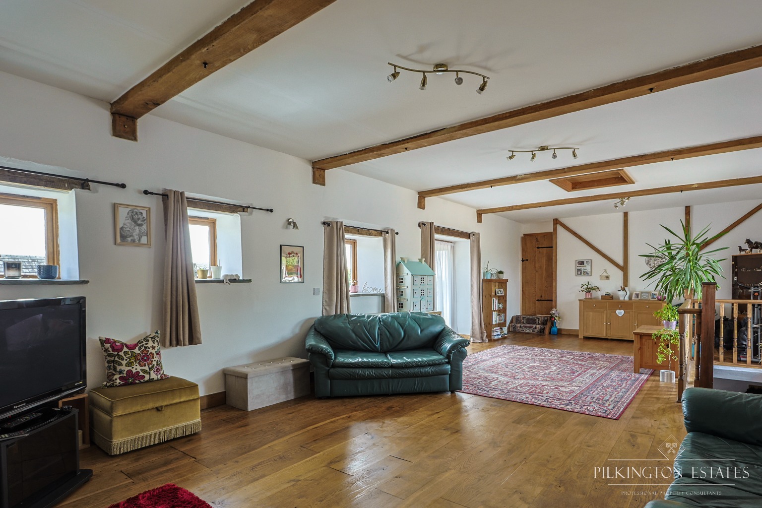 A Characterful Grade II Listed Barn Conversion Property image 4