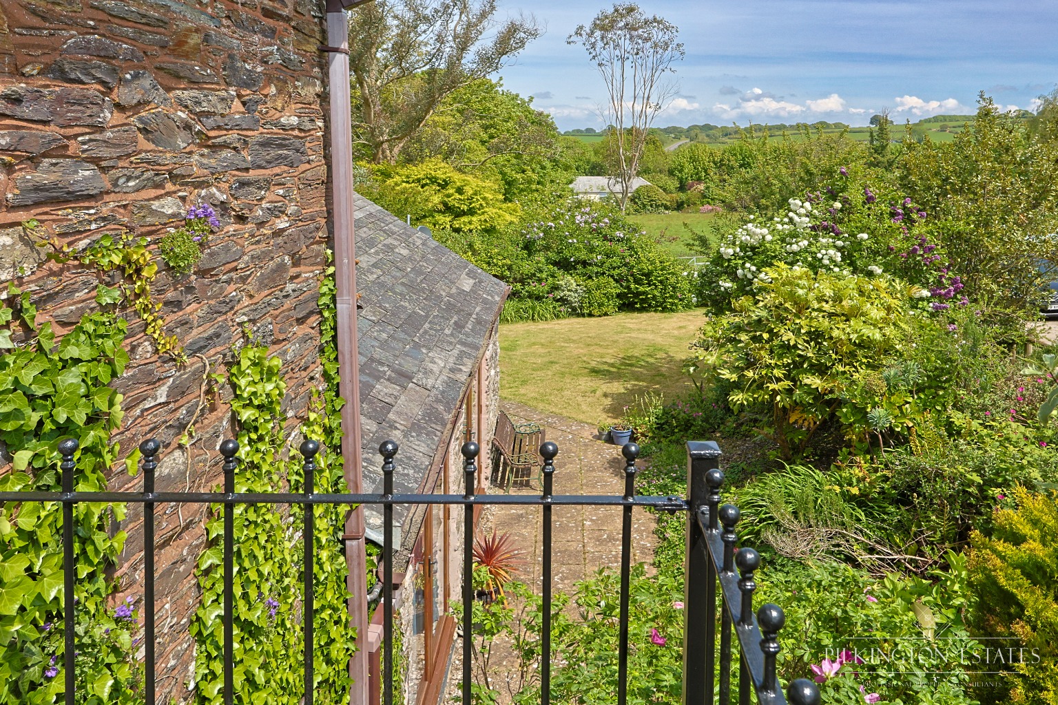 A Characterful Grade II Listed Barn Conversion Property image 18