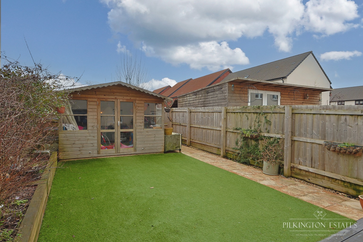 Modern 4 Double Bedroom Home Over Three Floors in Cranbrook Property image 18