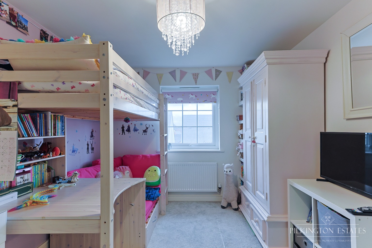 Modern 4 Double Bedroom Home Over Three Floors in Cranbrook Property image 15